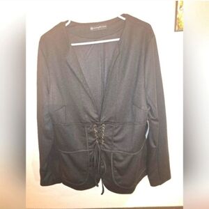 ❄️❄️ NWT FASHION TO FIGURE 1 LACE UP BLAZER